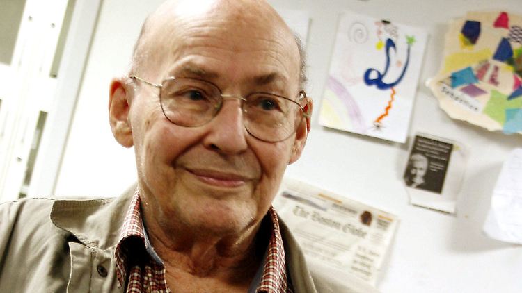 Marvin_Minsky_at_OLPCb.jpg