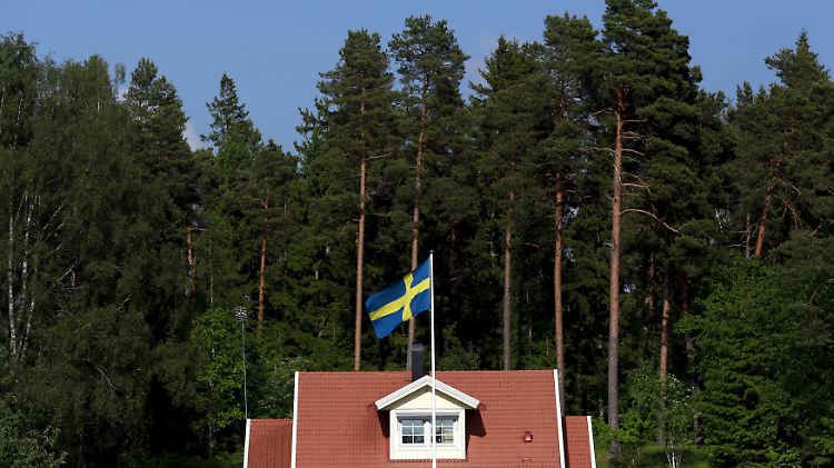 Grenzen auf, Grenzen zu: Schweden vollzog in seiner Flüchtlingspolitik eine besonders auffällige Kehrtwende.