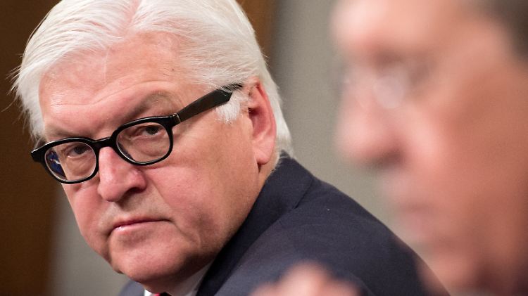 In München treffen Frank-Walter Steinmeier und Sergej Lawrow erneut zusammen.