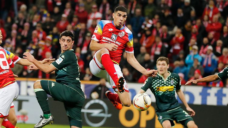 Am Ende war Mainz obenauf - und Gladbach schaut nur verdutzt.