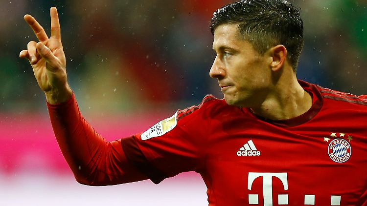 Doppelpacker: Auf die eingebaute Torgarantie von Robert Lewandowski war auch gegen Hoffenheim Verlass.