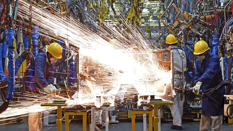 Automobilproduktion in China: Hier an der Linie bei Dongfeng Nissan in einem Werk in Zhengzhou, Henan.