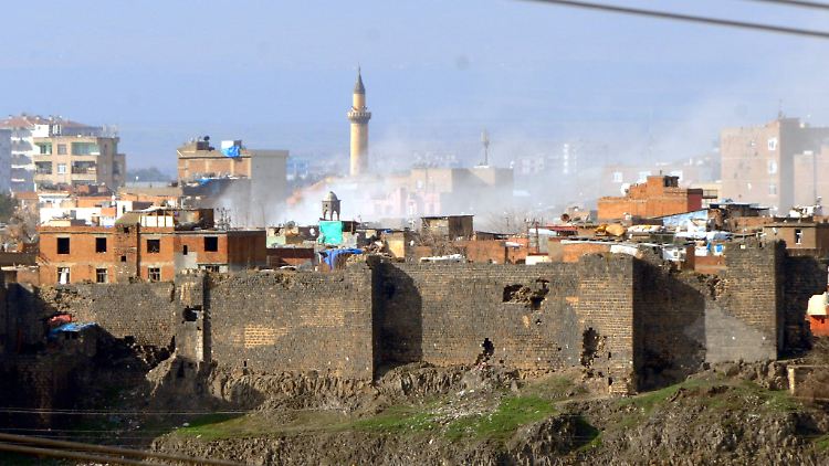 In der Kurdenhochburg Diyarbakir wird seit Wochen gekämpft.