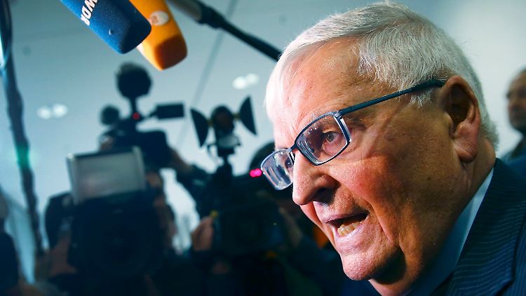 Theo Zwanziger hatte nach dem Gerichtstermin Redebedarf.
