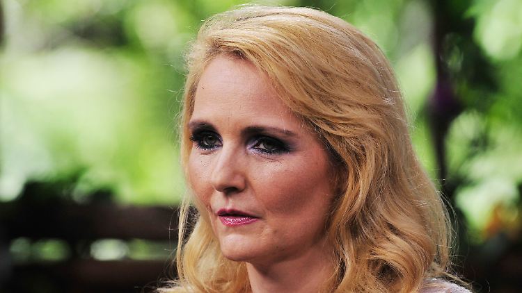 Auf geht's zum Opernball: Helena Fürst.