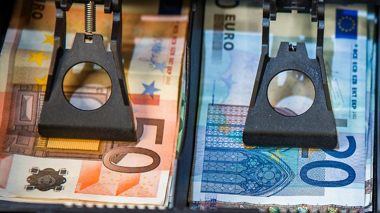 5000 Euro in bar - nicht jeder hat schon einmal soviel Geld auf einmal gesehen.