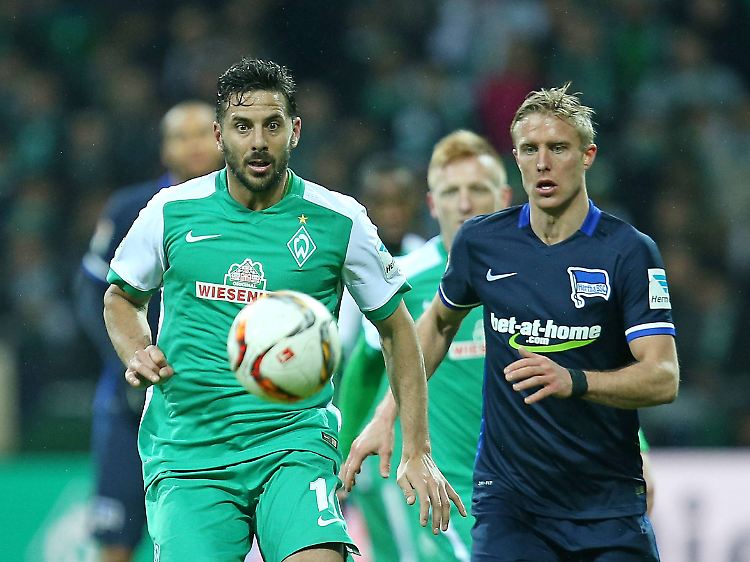 Schokolade gönnt sich Pizarro nur noch in Ausnahmefällen - wie Doppelpacks gegen Hertha BSC.