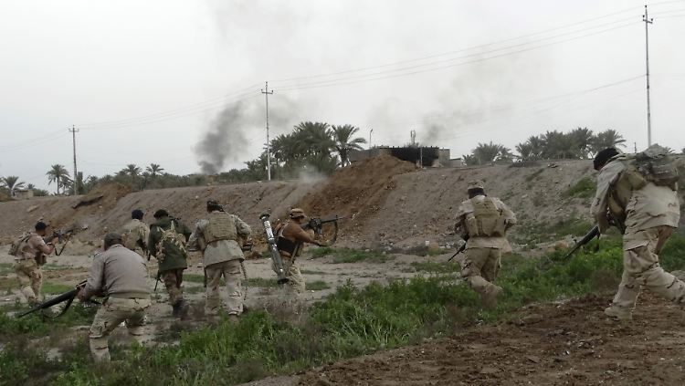 Im Irak - wie hier in Ramadi - sind die Regierungstruppen zuletzt auf dem Vormarsch gegen den IS. 