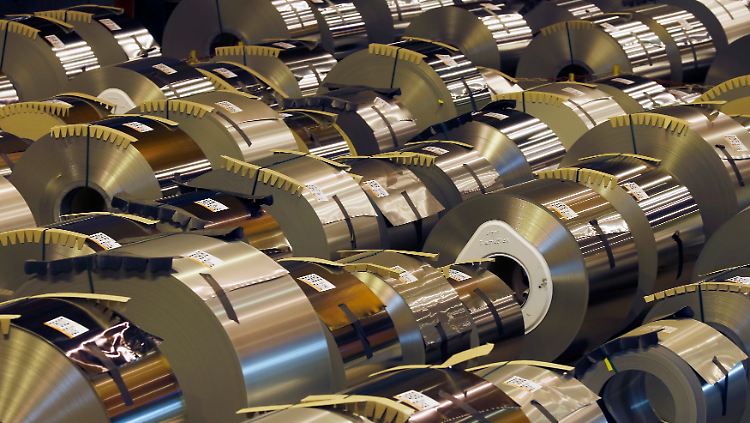 Die Papiere von Arcelormittal büßen im frühen Handel 7,5 Prozent an Wert ein.