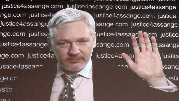 Assange äußerte sich per Video aus der ecuardorianischen Botschaft zum UN-Gutachten.