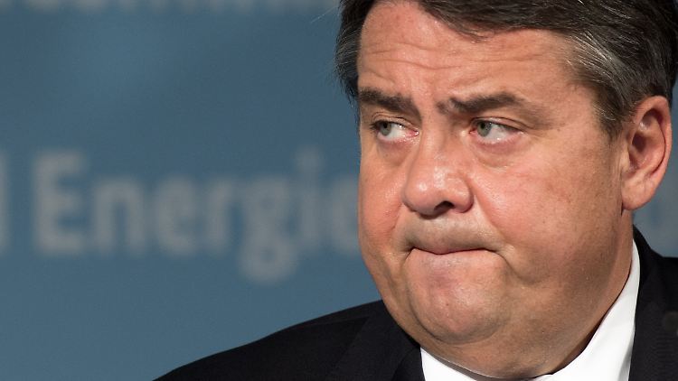 Mit seinen Aussagen zum Asylpaket II hat SPD-Chef Gabriel die Union gegen sich aufgebracht.