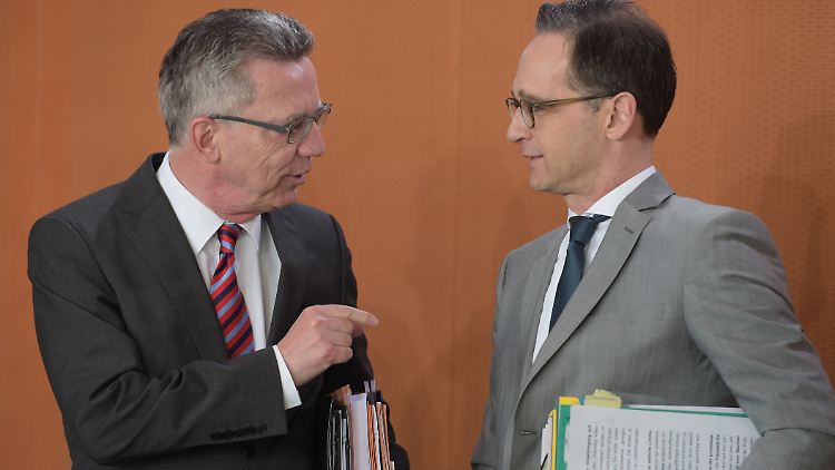 Thomas de Maiziére und Heiko Maas sollen einen Ausweg aus der Krise finden.