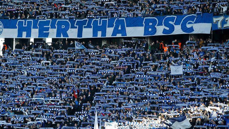 Hertha-Fans warten schon ewig auf Pokalwunder.