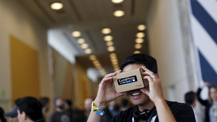 Google soll eine neue Version der "Cardboard"-Brille planen - aber diesmal nichts aus Pappe.