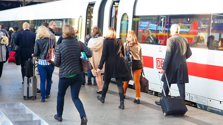 Gedränge auf dem Bahnhof ist bei weitem nicht das Nervigste, was einem Bahn-Reisenden geschehen kann.