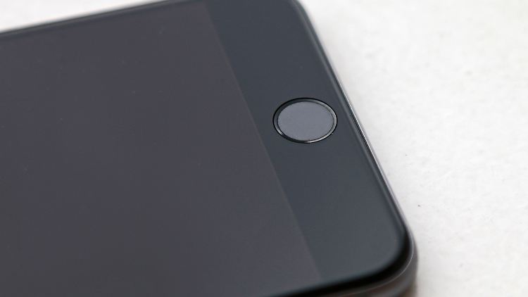Der Home-Button unterm iPhone-Display dürfte bald Geschichte sein.