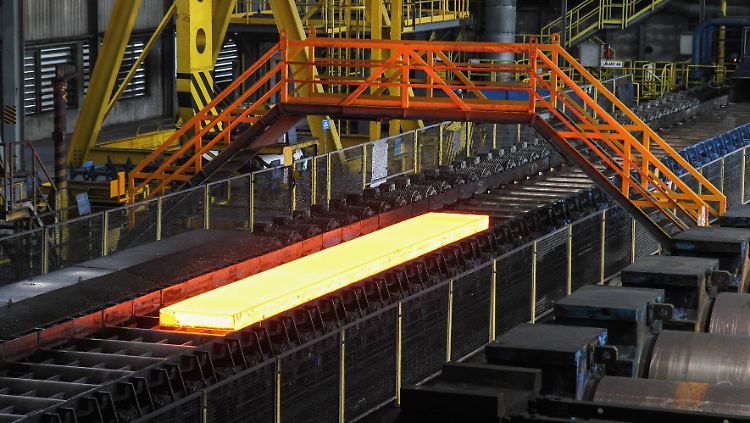 Stahlproduktion bei ArcelorMittal im polnischen Krakau.