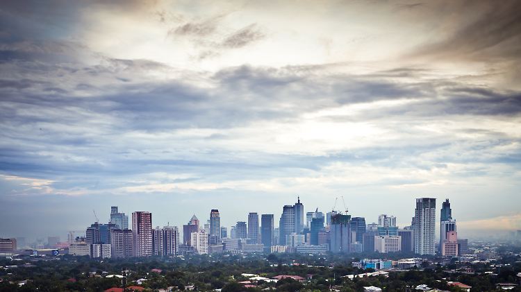 Skyline von Makati, dem Wirtschafts- und Finanzzentrum der Philippinen im Großraum Manila.