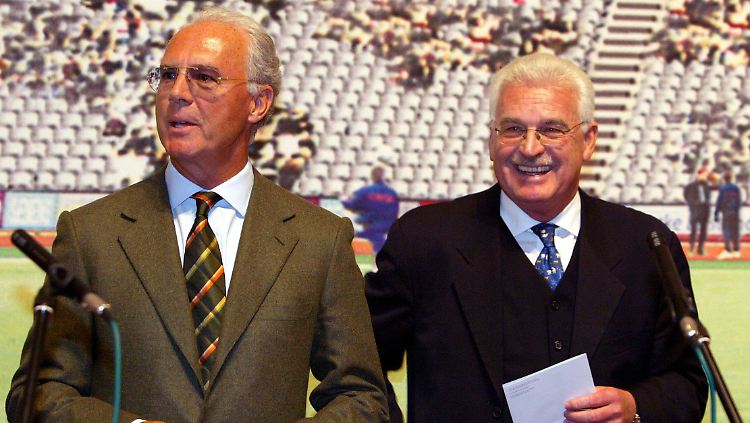 Die WM 2006 haben sie organisiert. Die Frage ist nur, wie: Franz Beckenbauer und Fedor Radmann.