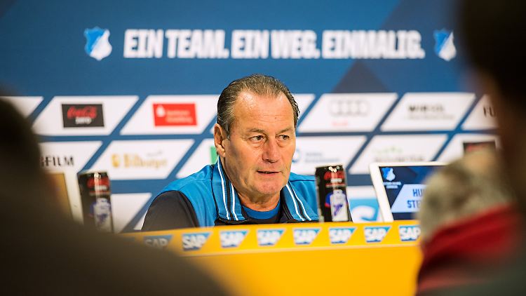 20 Spieltage und 14 Punkte: Stevens wird die Rettungsmission in Hoffenheim nicht erfüllen. Wegen Herzrhythmusstörungen legte er sein Amt nieder.
