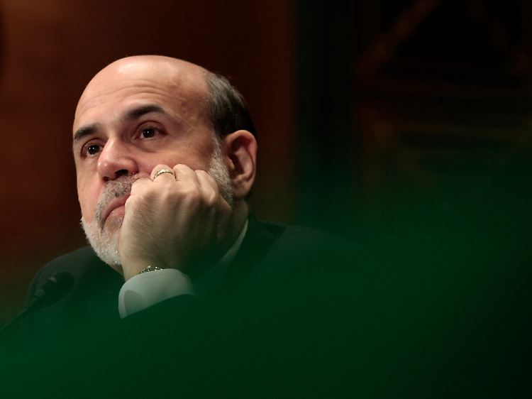 Ben Bernanke in einem nachdenklicher Moment im September: Der Fotograf saß wohl nicht in der ersten Reihe.