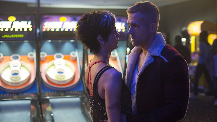 Natürlich hat auch Deadpool einen Love Interest. Seiner ist nicht nur süß, sondern auch angenehm bissig.