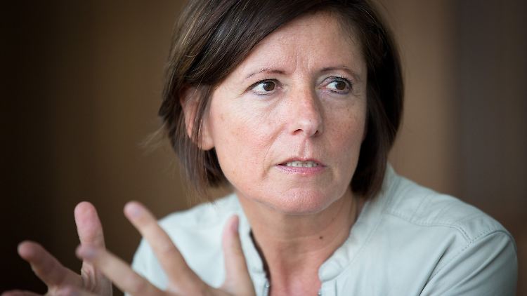 Ironie der Geschichte: Malu Dreyer (SPD) könnte ihren Posten aufgrund der umstrittenen Flüchtlingspolitik der CDU verlieren.
