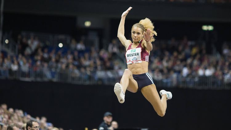Die 6,95 Meter von Alexandra Wester bedeuten Weltjahresbestleistung.