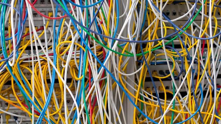 "Das kann man sich wie einen Topf voller Spaghetti vorstellen", sagt Martin Janssen, Chef der Softwarefirma Ecofin.