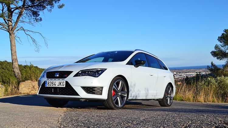 Geschärft wird der Seat Leon Cupra auf Wunsch durch das Performance Paket.