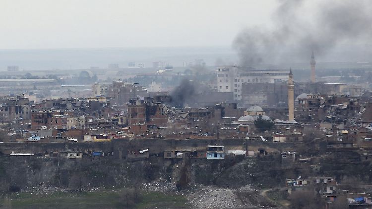 Im Südosten der Türkei herrschen kriegsähnliche Zustände: Hier ein Blick auf die Provinzhauptstadt Diyarbakir.