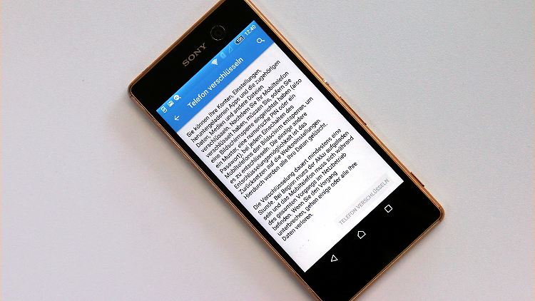 Ohne Verschlüsselung sind Daten auf einem Smartphone schlecht geschützt.