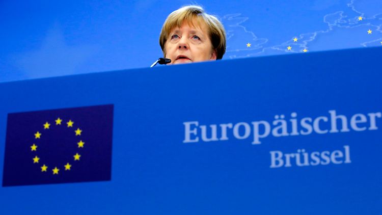 Bundeskanzlerin Merkel war am Ende eines langen Tages trotz diverser Hürden "sehr zufrieden".