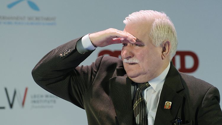 Walesa beharrt darauf: "Ich habe nicht mit dem SB zusammgearbeitet."