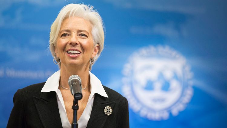 Christine Lagarde wird weitere fünf Jahre an der Spitze des IWF stehen.