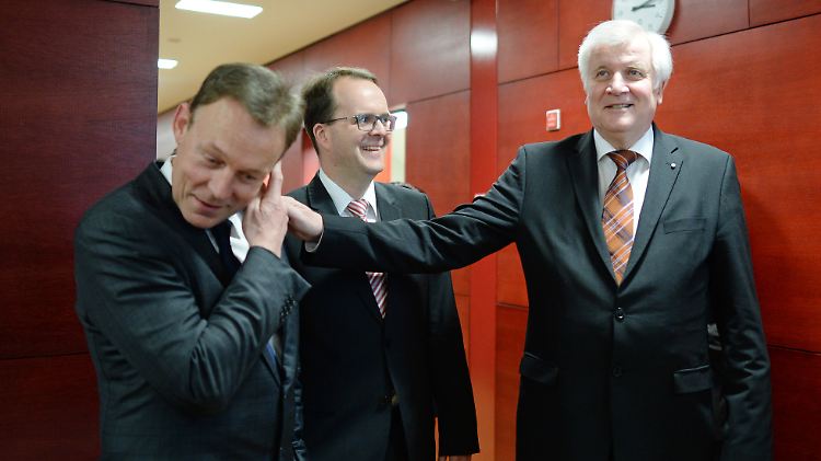 Offensichtlich nicht die besten Freunde: Thomas Oppermann (l.) und Horst Seehofer.
