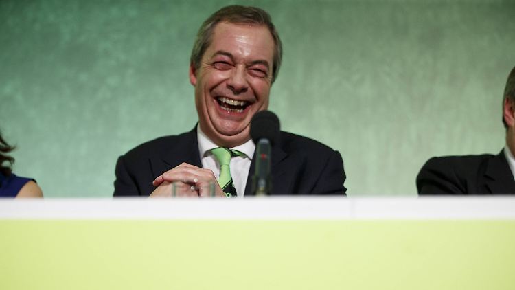Ob er sich schon auf die Auseinandersetzung freut? Mit Nigel Farange, dem Anführer der EU-kritischen Partei Ukip, muss Cameron nun verstärkt diskutieren.