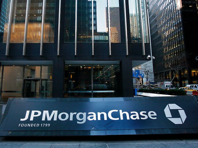 JPMorgan-Zentrale in New York: Seit Lehman weiß man auch in Manhattan, dass Alter nicht vor Torheit schützt.