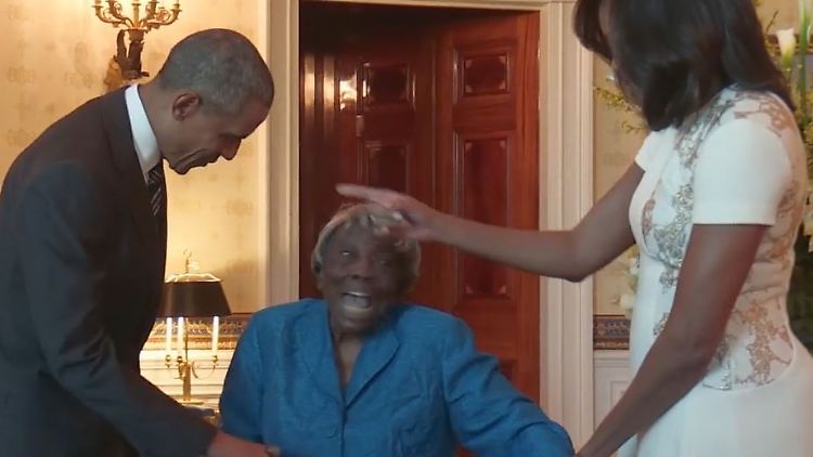 Virginia McLaurin ist überglücklich und macht aus dem Treffen mit den Obamas kurzerhand eine kleine Tanzparty.