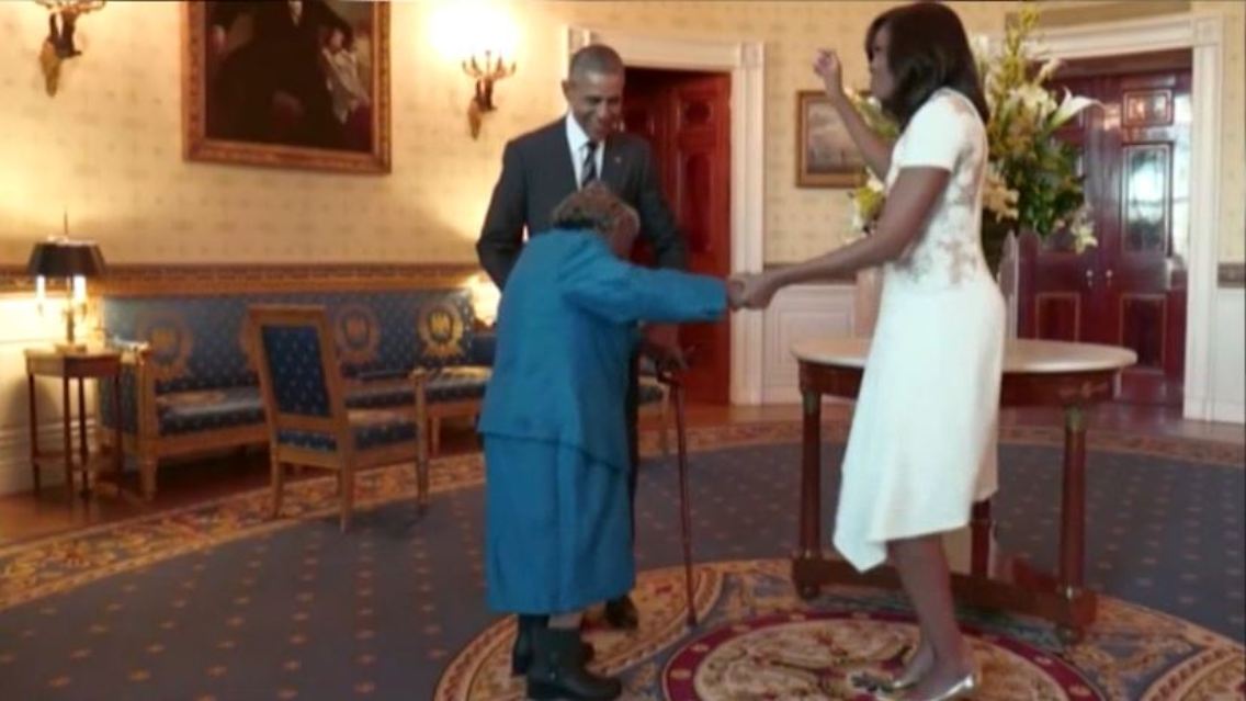obamas.JPG