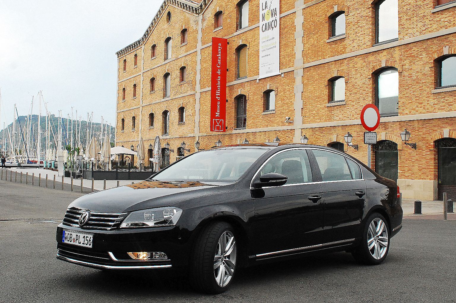 15 Millionen verkaufte Autos, 37 Jahre Produktionszeit und nun die siebte Generation - VWs neuer Passat schleppt schon ein schweres Paket Autogeschichte mit sich herum. 