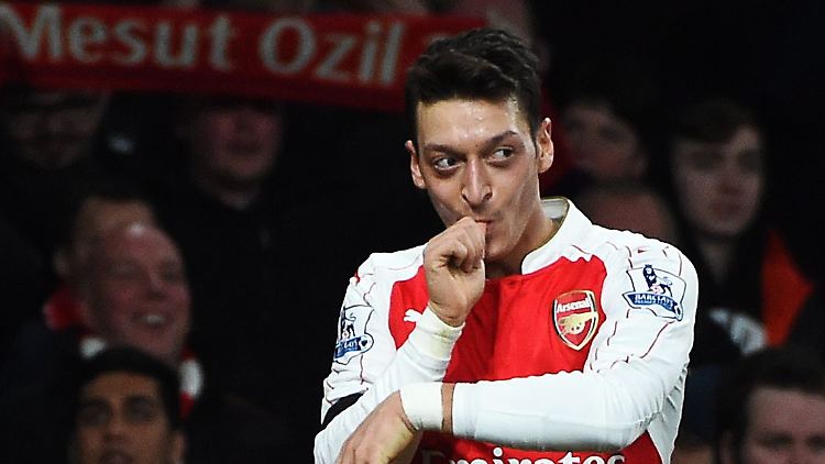 "Er ist der beste Spieler der Premier League": Mesut Özil.