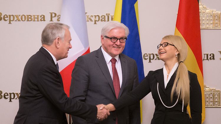 Ayrault und Steinmeier treffen Timoschenko - sie ist weiterhin eine der Schlüsselfiguren der ukrainischen Politik. 