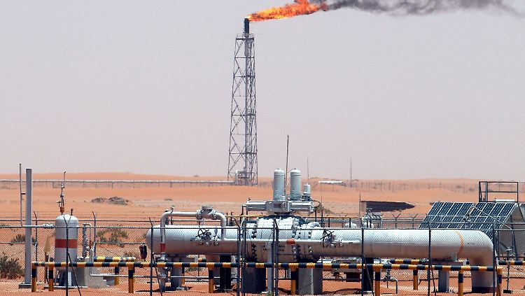 Ölförderung im saudischen Khurais-Feld.