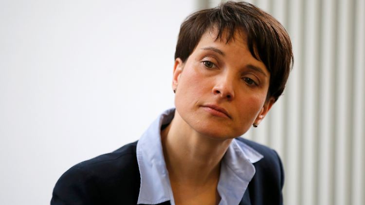 Nach Clausnitzer Protesten: AfD-Chefin Frauke Petry spricht von einer "unsachlichen Symptomdebatte".