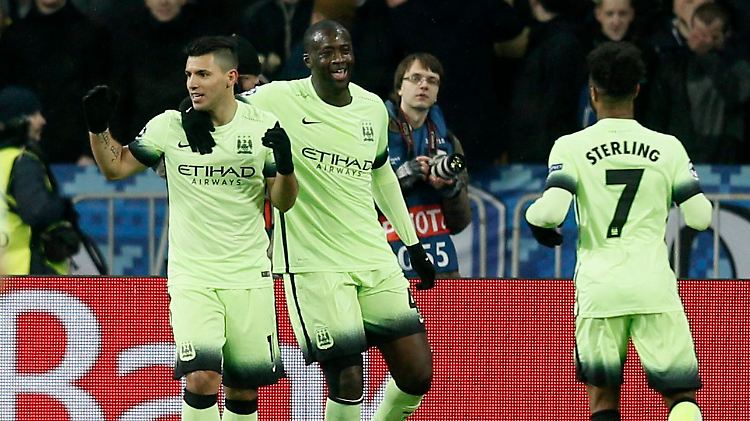 Sergio Agüero (l.) traf zum 1:0.