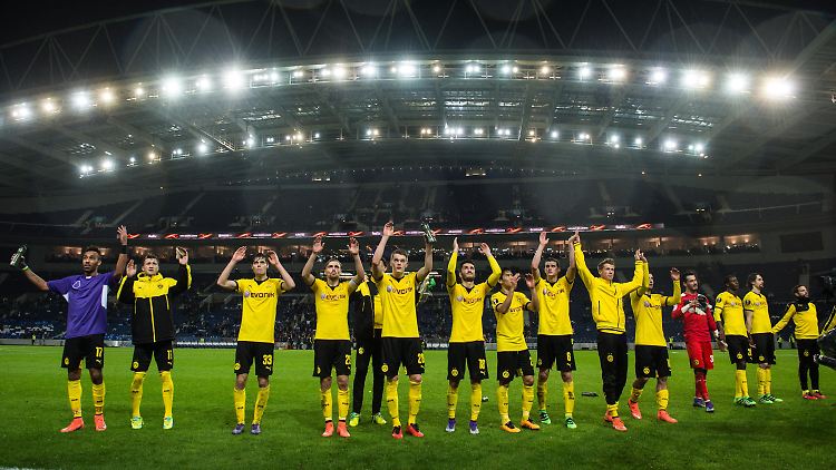 Routinierter Sieg, nächste Runde: Der BVB schreitet unspektakulär, aber ungefährdet in der Europa League voran.