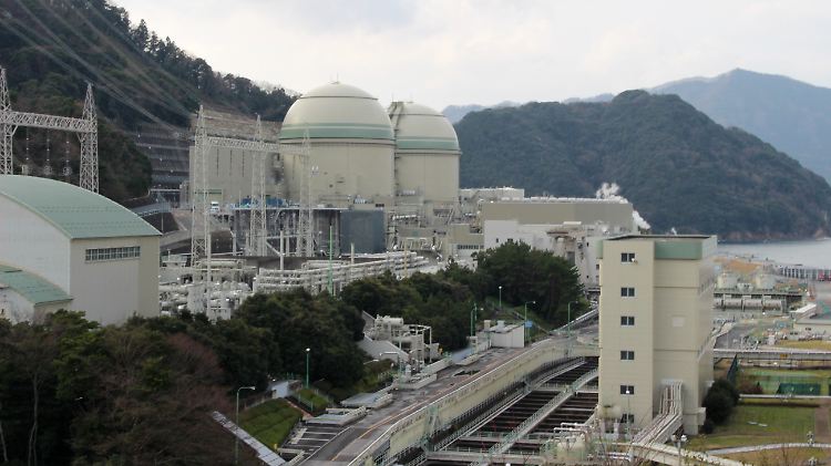 Öl und Gasimporte sind zu teuer, deshalb wurde nun auch der rechte Reaktor Nummer 4 wieder angefahren. 