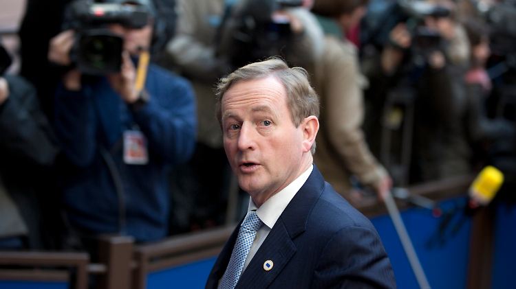 Bekommt Enda Kenny die Fianna Fáil ins Regierungsboot?