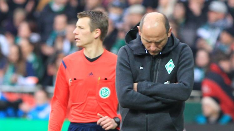 Seit fünf Ligaspielen sieglos: Werder Bremen mit Trainer Viktor Skripnik.